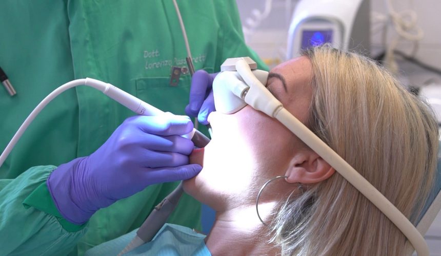 La mascherina della sedazione cosciente al protossido può evitare l’anestesia locale